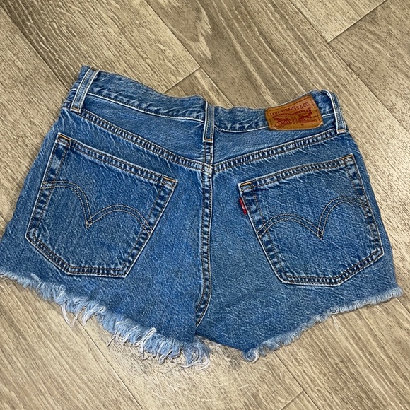 Levi's Pants - Levi Jean shorts